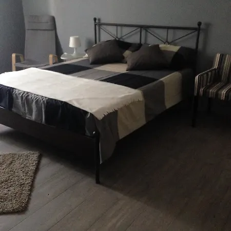 לינה וארוחת בוקר Casa Di Amici קלטניסטה