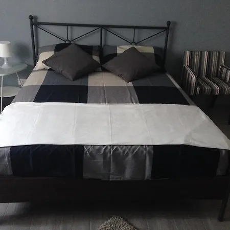 Casa Di Amici לינה וארוחת בוקר קלטניסטה