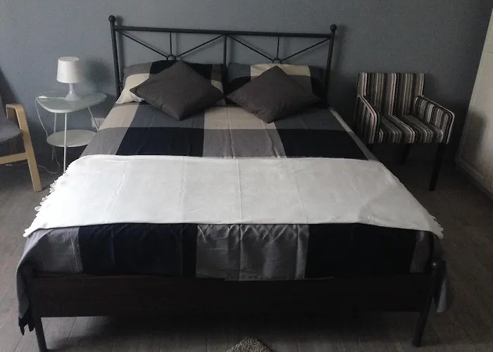 Casa Di Amici לינה וארוחת בוקר קלטניסטה